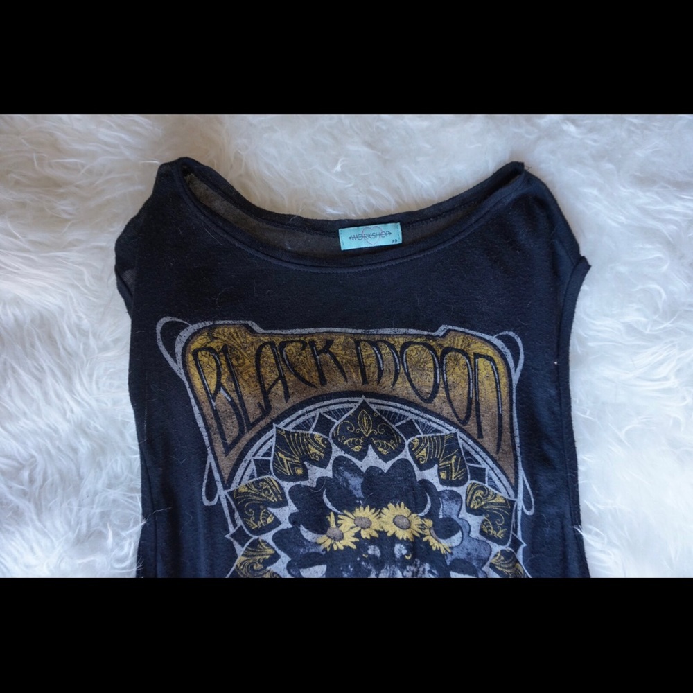 ✨ MUSCLE TEE✨ - Picture 5 of 7